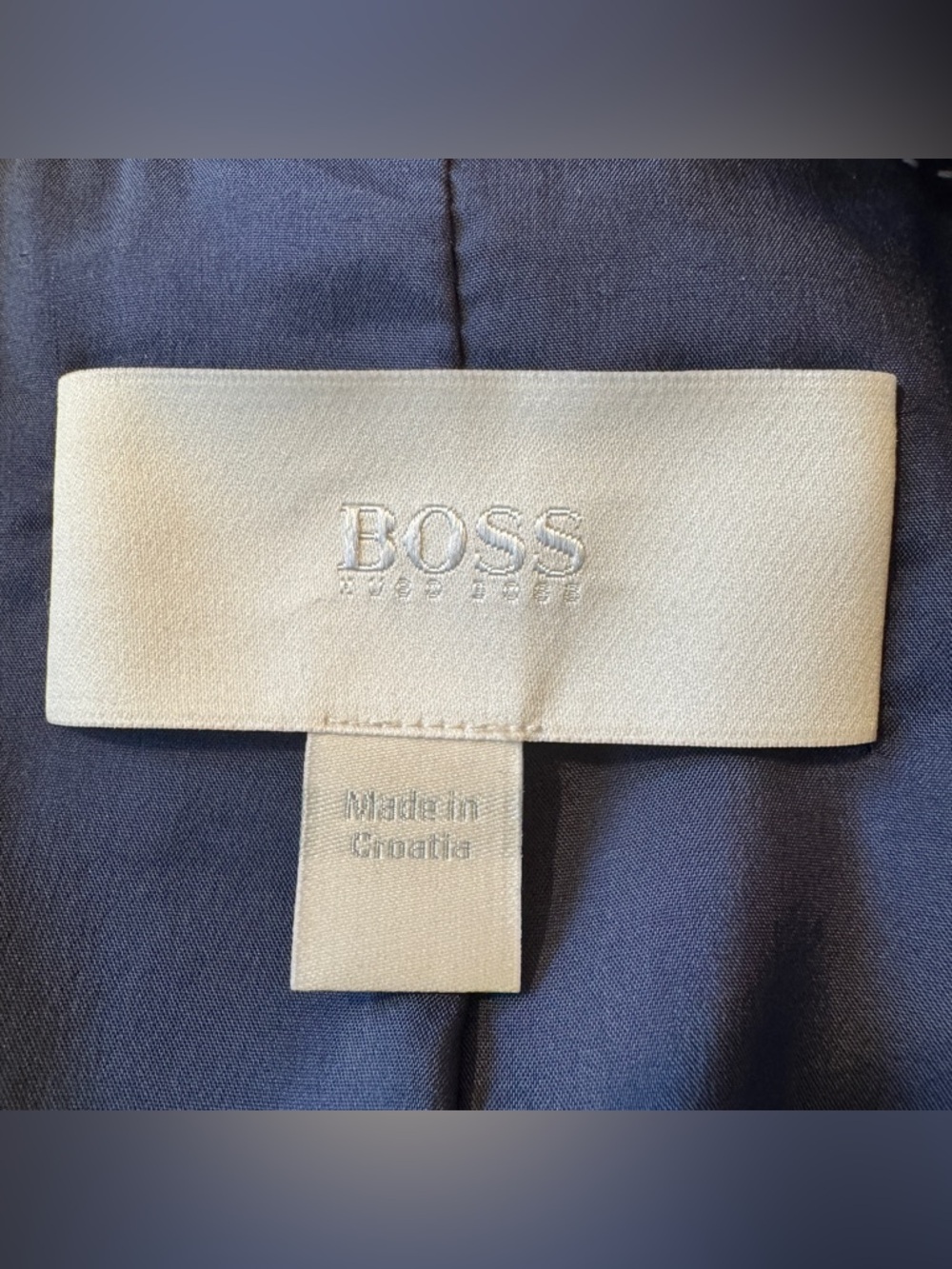 BOSS Hugo Boss Navy Virgin Wool
Dress & Blazer Set Size 4 - Picture 5 of 16
